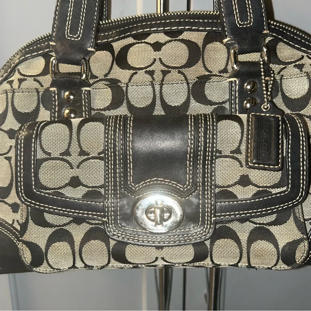 Coach Vntg Y2K Domed Satchel and  Matching Wallet in EUC Dust Bag Included - Picture 2 of 8